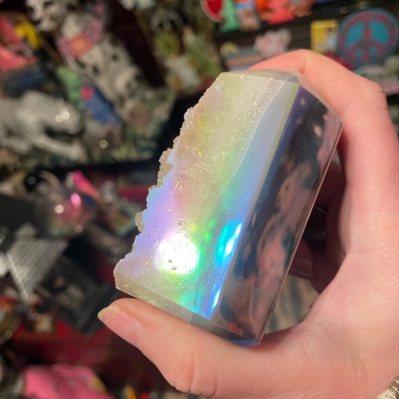 Aura amethyst tower! - Picture 3 of 15